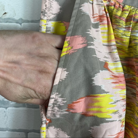 Tibi 100% Silk Artsy Abstract  Tribal High Rise Flowy Shorts Pockets Size 2 - Picture 6 of 12